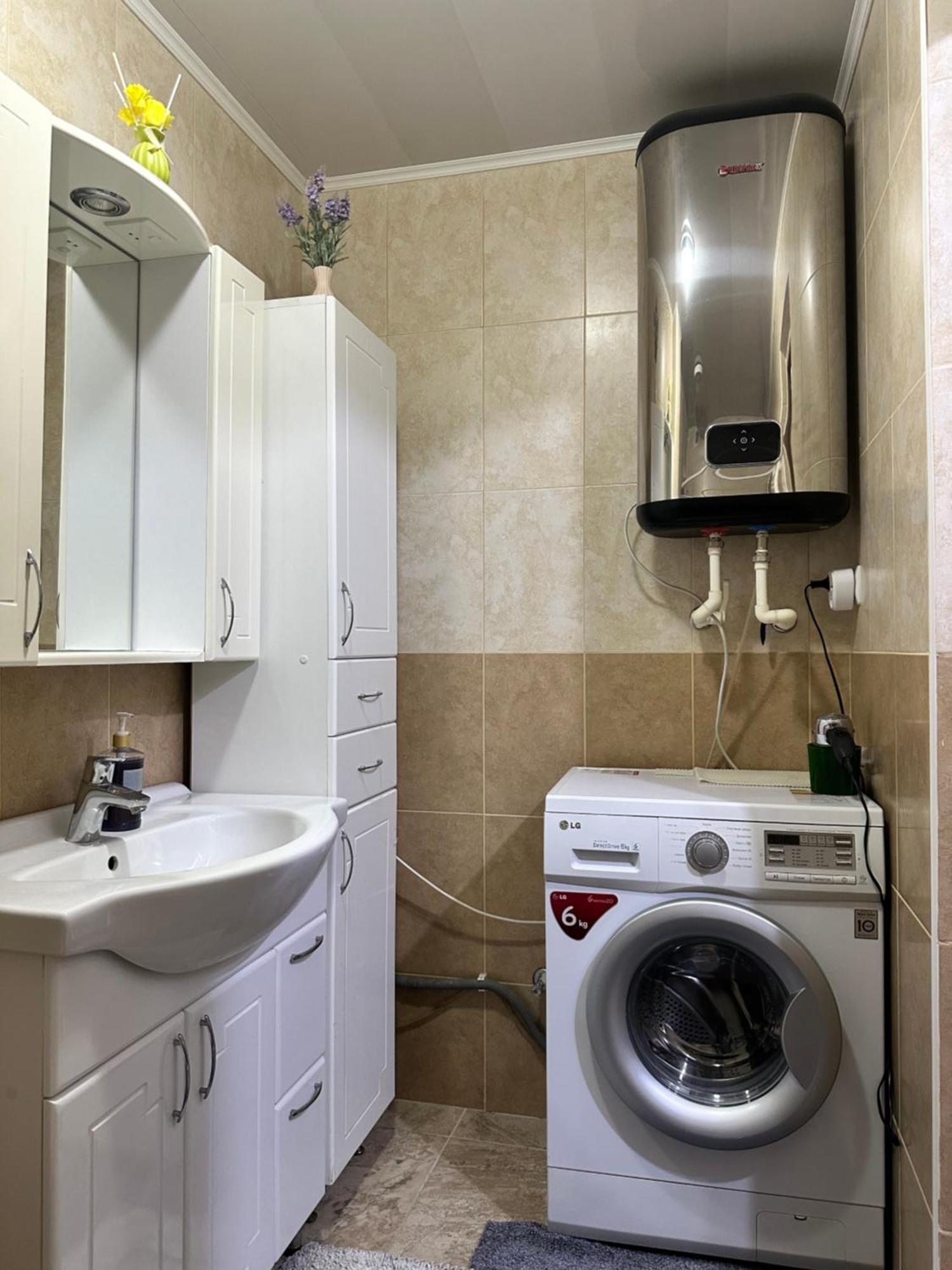 Апартаменти Comfortable In Кишинів